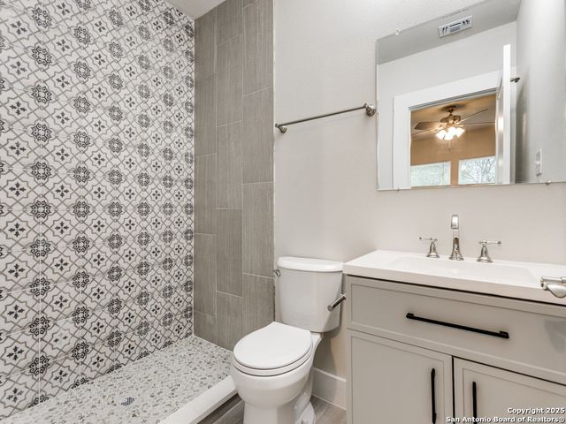 1035 W Elsmere, San Antonio, TX 78201