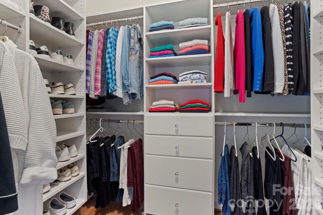 120 Founders Drive, Flat Rock, NC 28731