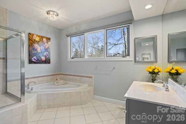 120 Founders Drive, Flat Rock, NC 28731