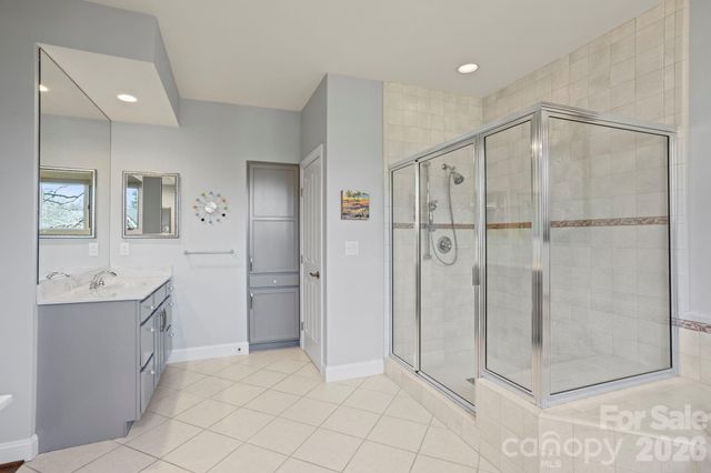 120 Founders Drive, Flat Rock, NC 28731