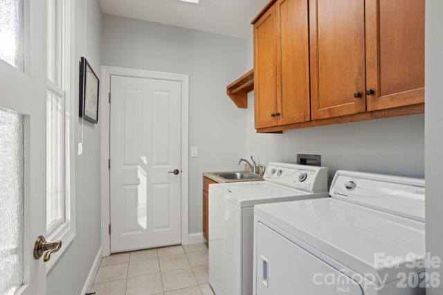 120 Founders Drive, Flat Rock, NC 28731