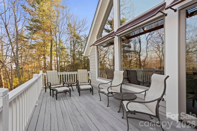 120 Founders Drive, Flat Rock, NC 28731