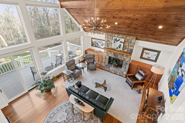 120 Founders Drive, Flat Rock, NC 28731