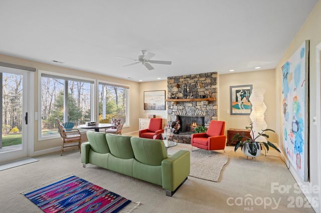 120 Founders Drive, Flat Rock, NC 28731