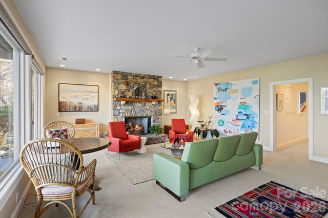 120 Founders Drive, Flat Rock, NC 28731