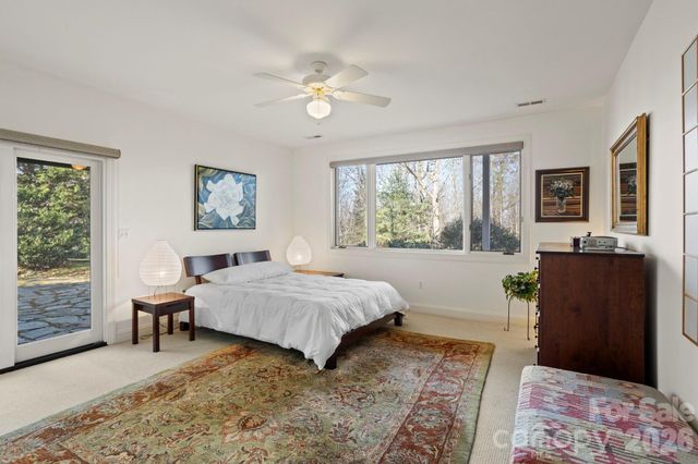 120 Founders Drive, Flat Rock, NC 28731