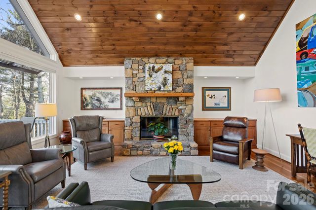 120 Founders Drive, Flat Rock, NC 28731