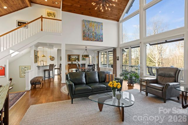 120 Founders Drive, Flat Rock, NC 28731