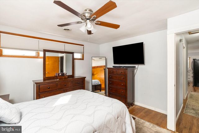 76 WERT AVE, Hamilton, NJ 08610