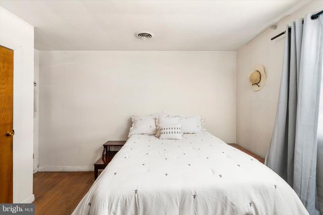 76 WERT AVE, Hamilton, NJ 08610