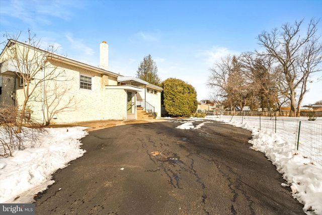 76 WERT AVE, Hamilton, NJ 08610