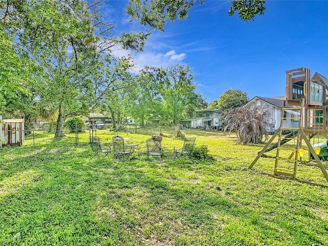 1865 PIONEER TRAIL, New Smyrna Beach, FL 32168