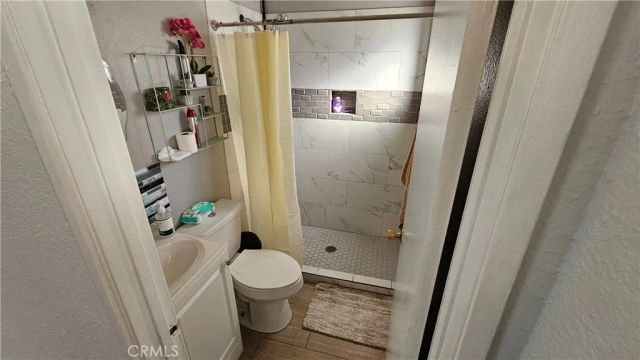 1820 E Avenue J 10, Lancaster, CA 93535