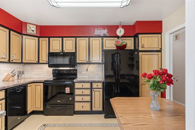 1091 Josiane Drive, Kalamazoo, MI 49009