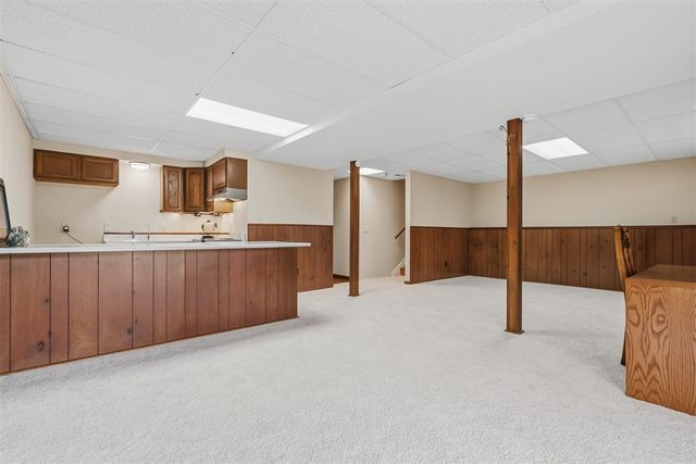 1091 Josiane Drive, Kalamazoo, MI 49009