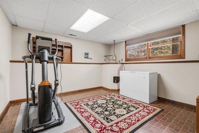 1091 Josiane Drive, Kalamazoo, MI 49009