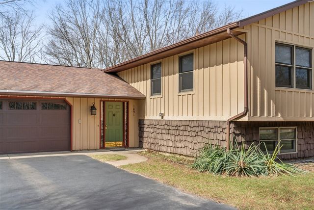 1091 Josiane Drive, Kalamazoo, MI 49009