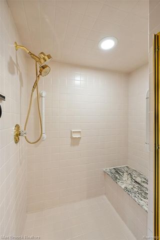 3673 York Court, Bloomfield Hills, MI 48301