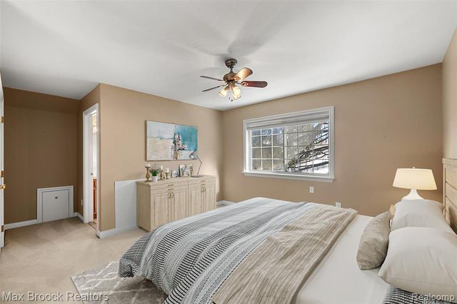 3673 York Court, Bloomfield Hills, MI 48301