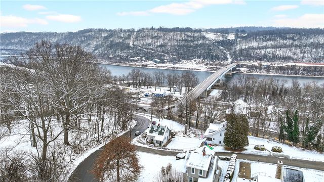 19 Hill St, Monongahela, PA 15063