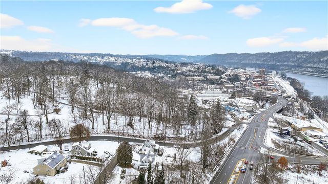 19 Hill St, Monongahela, PA 15063