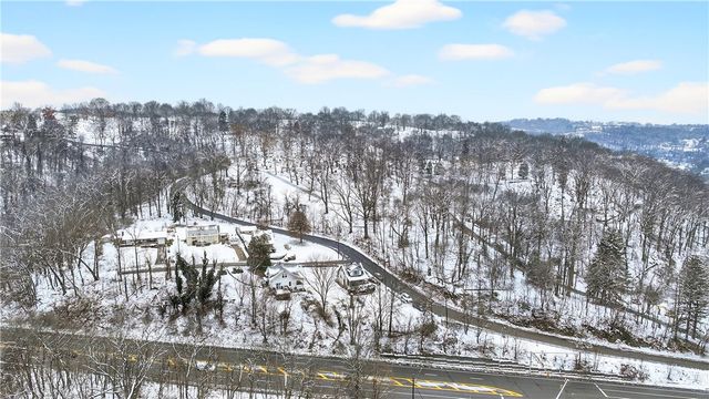 19 Hill St, Monongahela, PA 15063