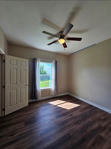 1224 Road 5802, Cleveland, TX 77327
