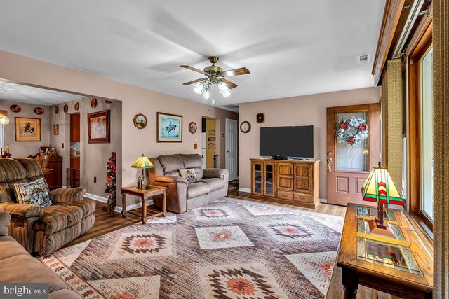 137 CASSVILLE RD, Jackson, NJ 08527