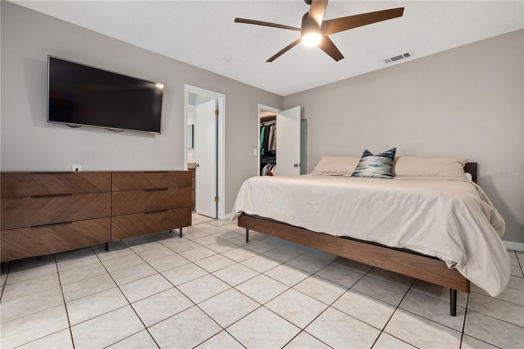 Image 5 of property listing at 6005 INTERBAY BOULEVARD, Tampa, FL 33611