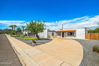 8326 E CRESTWOOD Way, Scottsdale, AZ 85250