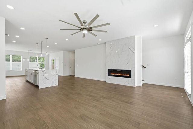 1096 Glen Opal Drive, Decatur, GA 30032