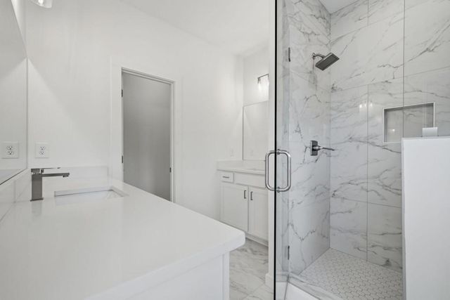 1096 Glen Opal Drive, Decatur, GA 30032