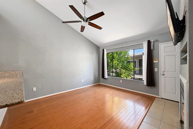 4576 Hawley 5, San Diego, CA 92116