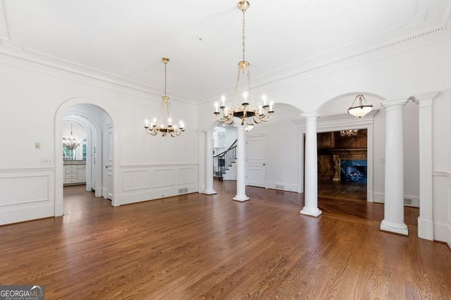 420 Morgan Oak Circle, Atlanta, GA 30342