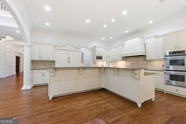 420 Morgan Oak Circle, Atlanta, GA 30342