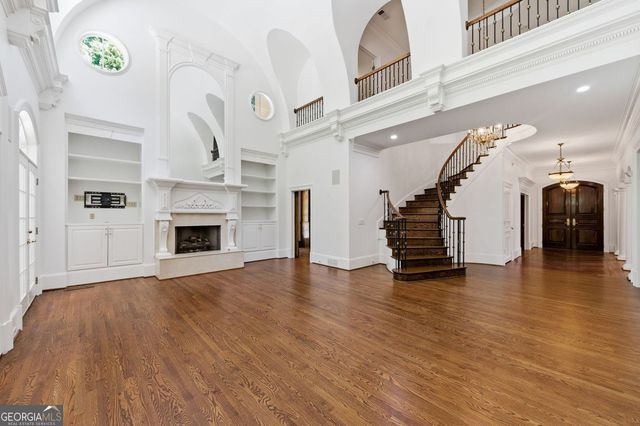 420 Morgan Oak Circle, Atlanta, GA 30342