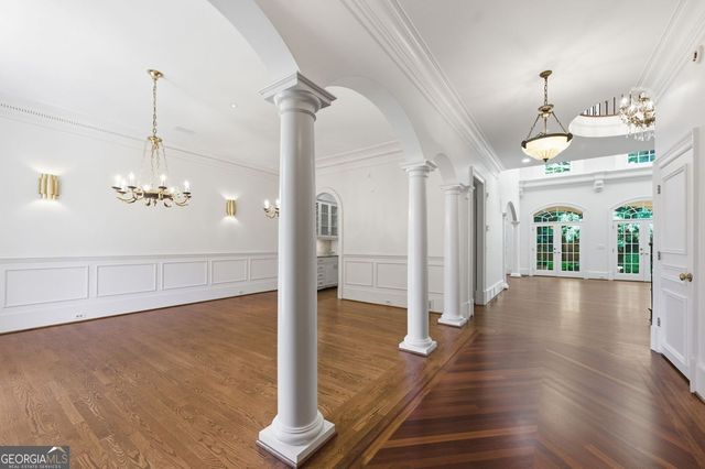 420 Morgan Oak Circle, Atlanta, GA 30342