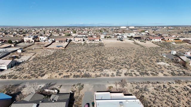 801 8th Street NE, Rio Rancho, NM 87124