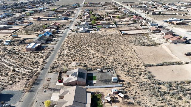 801 8th Street NE, Rio Rancho, NM 87124