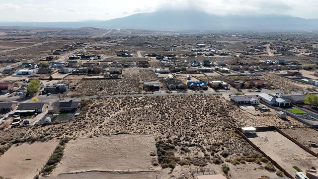 801 8th Street NE, Rio Rancho, NM 87124