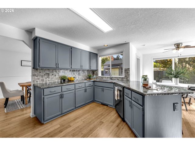 6707 Ne 65TH Ave, Vancouver, WA 98661