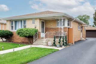 3521 Sarah Street, Franklin Park, IL 60131