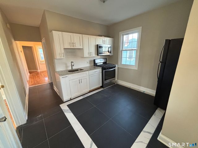 19 Darina Place, Milford, CT 06460