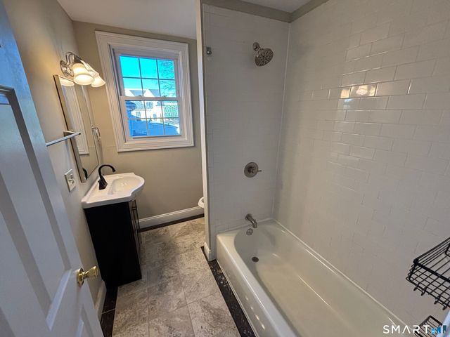 19 Darina Place, Milford, CT 06460