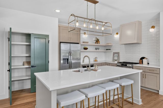 438 Patterson St, Nashville, TN 37211