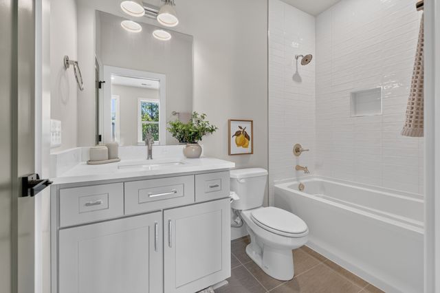 438 Patterson St, Nashville, TN 37211