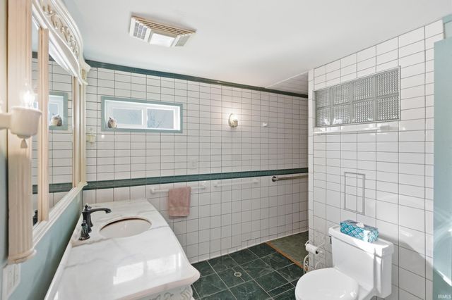 4720 County Road 12 Road, Waterloo, IN 46793