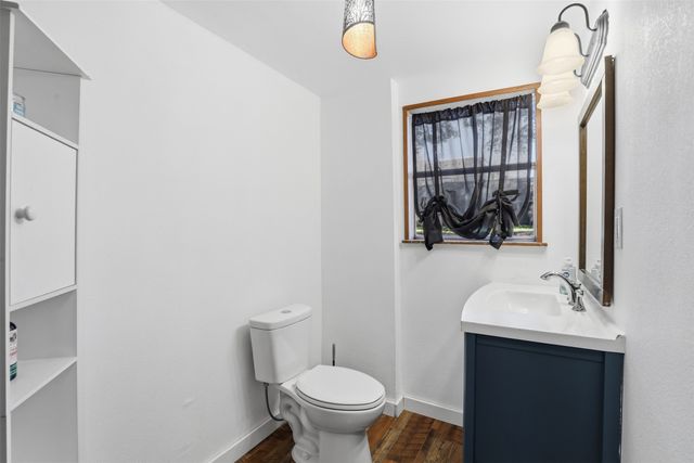 613 Mustang Trail, Granbury, TX 76049