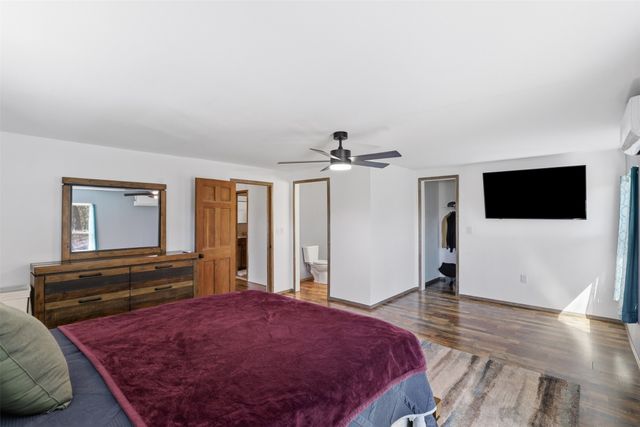 613 Mustang Trail, Granbury, TX 76049