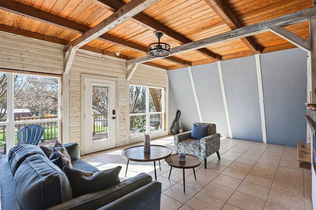 613 Mustang Trail, Granbury, TX 76049